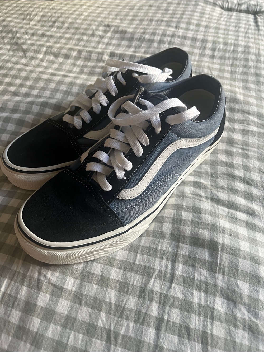 Vans Low-Top Sneakers in Black and White